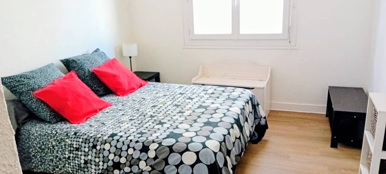 Chambre de l’appartement à Hossegor, autre vue
